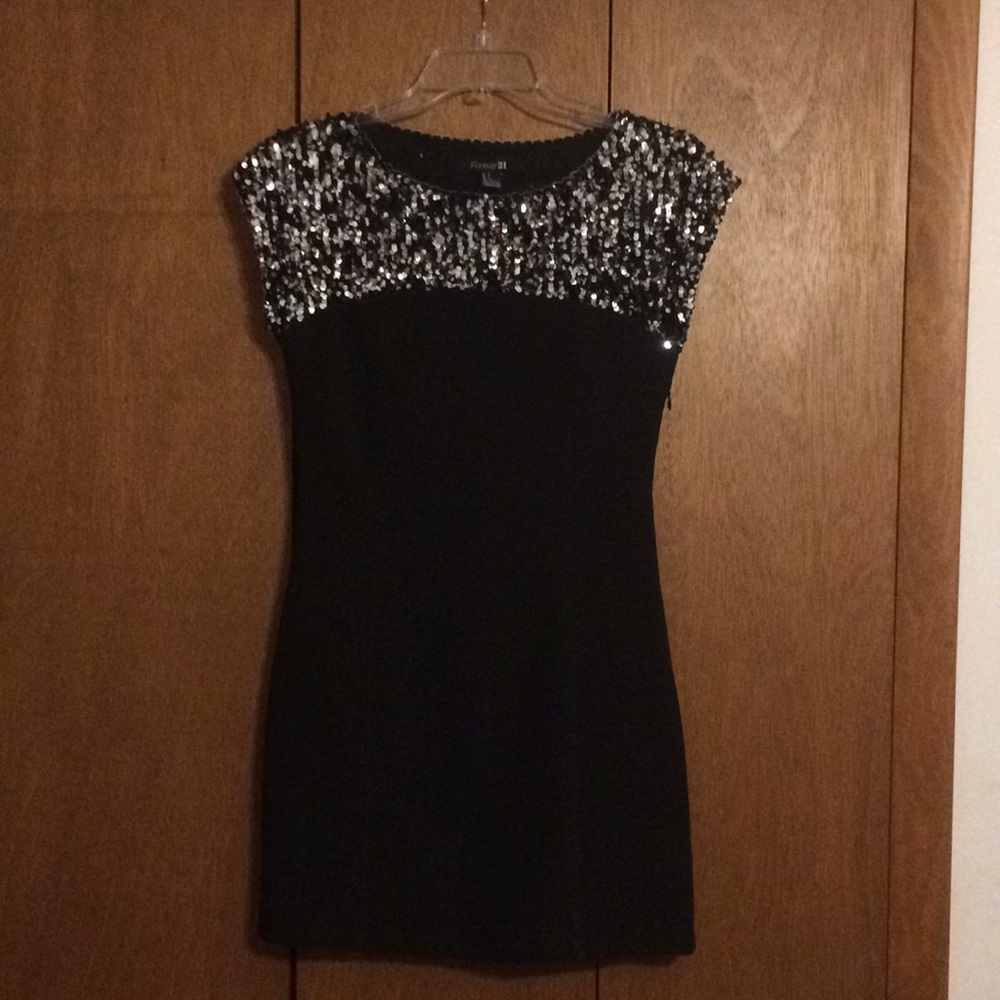 Homecoming / semi dress
